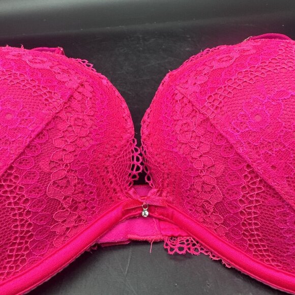 VICTORIA’S SECRET Plunge Hot Pink Lace Push Up Underwire Bra Sz 36D Sexy - Picture 2 of 12